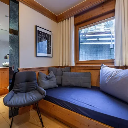 2br Minihome - What'app - 0034-656-619-782 - For Reservations! St. Moritz